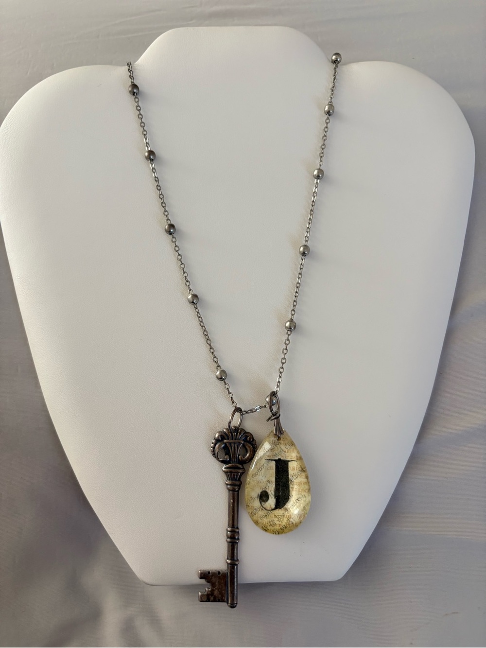 Initial J Gold Teardrop Pendant & Antique Key Necklace - Gold